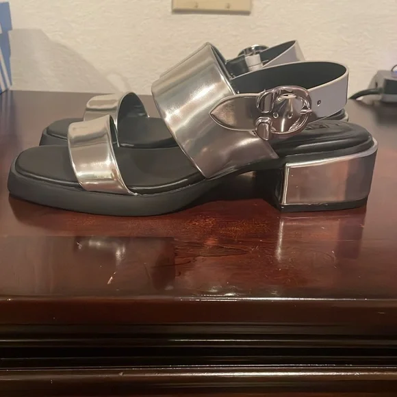 New Aerosoles Chrome Metallic Sandals - Picture 2 of 5
